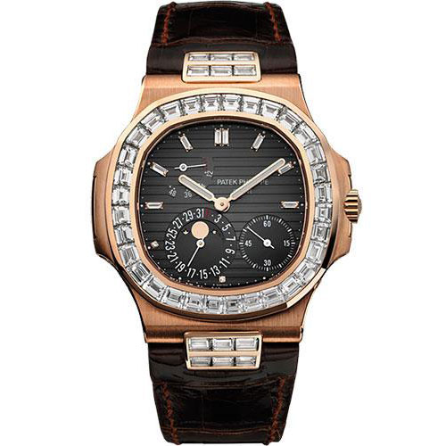 Patek Philippe Nautilus Watch - 5724R-001